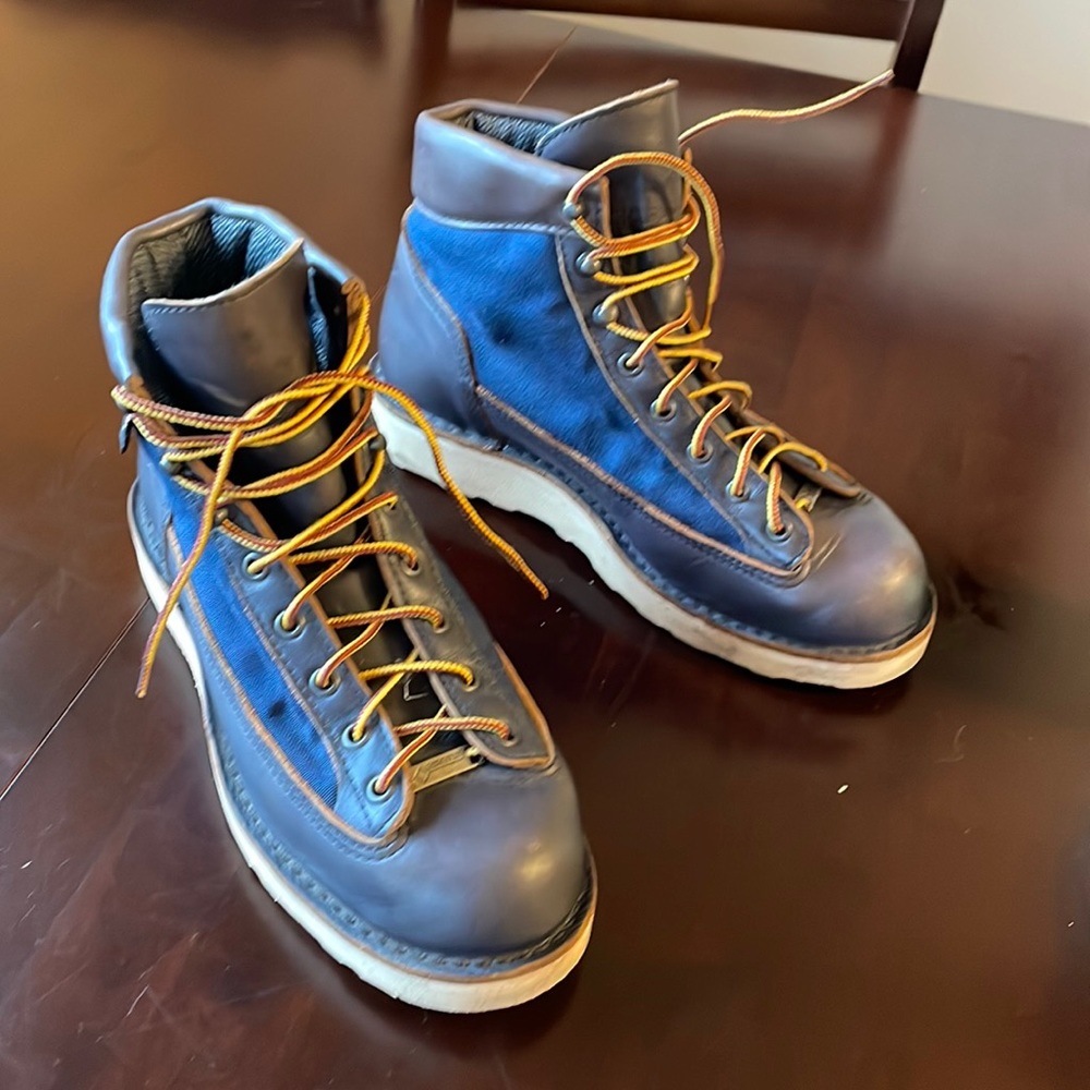 Danner X Sophnet Navy